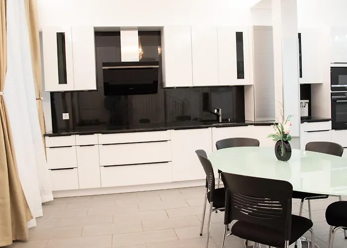 Guest Diamant Bed & Breakfast Biel